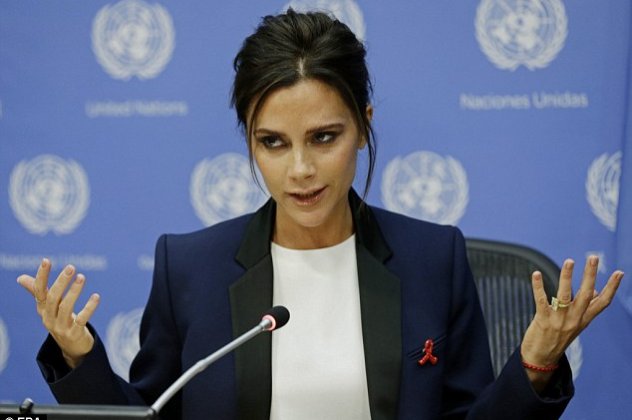 Η Victoria Beckham εκφώνησε απόψε πύρινο λόγο στον ΟΗΕ ως πρέσβης καλής θέλησης : Όλες οι φωτογραφίες με το αυστηρό επίσημο  styling μιας γυναίκας που τα πέτυχε όλα (φωτό & βίντεο) - Κυρίως Φωτογραφία - Gallery - Video