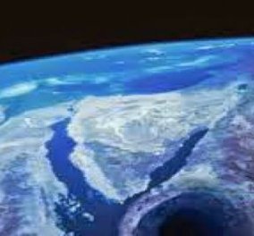 To αμφισβητούμενο story of the day: Η Θεωρία της «Κοίλης Γης» και οι απόρρητες φωτό της NASA που κόβουν την ανάσα (βίντεο)