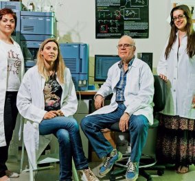 Made in Greece o καθηγητής Χημείας Γιάννης Ματσούκας & η ομάδα του: ''Πατένταραν'' το 1ο παγκοσμίως εμβόλιο για τη σκλήρυνση κατά πλάκας