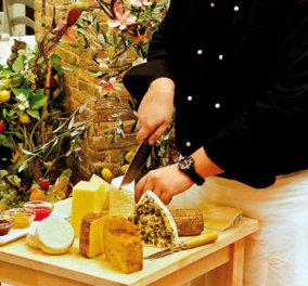 Ποια είναι τα καλύτερα τυριά στην Αθήνα; Γραβιέρα, κασέρι, κεφαλοτύρι, μυζήθρα, μανούρι  