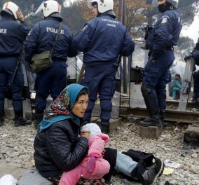 Ξεκινά η εκκένωση της Ειδομένης: 10 διμοιρίες των ΜΑΤ ''αδειάζουν'' τον καταυλισμό προσφύγων