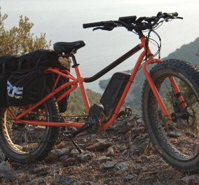 Made in Greece o Δημήτρης Πατούνης και τα χειροποίητα ηλεκτρικά του ποδήλατα: Ο «Hμίονος» ξεκινά από τη Λέσβο για να κατακτήσει τον κόσμο