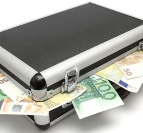 Στο φως 4 δισ. ευρώ αδήλωτα εισοδήματα - νέα παράταση ζητούν οι φοροτεχνικοί 