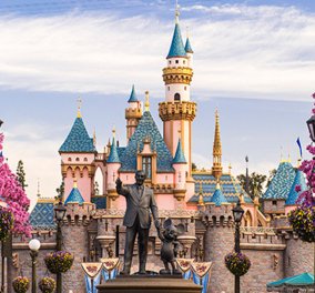 Αυτά είναι τα μέρη με τις περισσότερες φώτο στο Instagram το 2017 - Πόσες φορές φαντάζεστε τις Disneylands;   