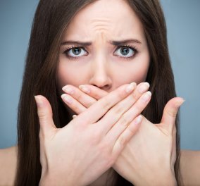 Αυτά είναι τα 5 μυστικά για να αντιμετωπίσετε την κακοσμία του στόματος - ΒΙΝΤΕΟ   