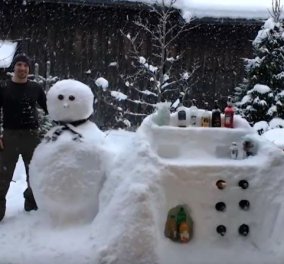 Βίντεο: Όταν ο άνθρωπος έχει φαντασία φτιάχνει ένα μπαρ από... χιόνι!