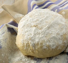 Έτσι θα φτιάξετε το δικό σας ψωμί στο σπίτι - Μία βασική & πολύ χρήσιμη συνταγή από την Αργυρώ Μπαρμπαρίγου