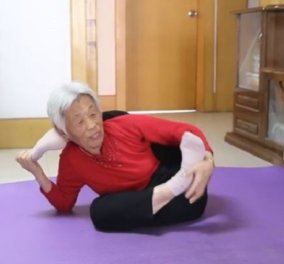 Top Woman η 82χρονη Jia Yu Xiang από την Κίνα: Κάνει γιόγκα, δείτε τις πιο απίθανες & δύσκολες ασκήσεις που εκτελεί άψογα με ευλυγισία (βίντεο)