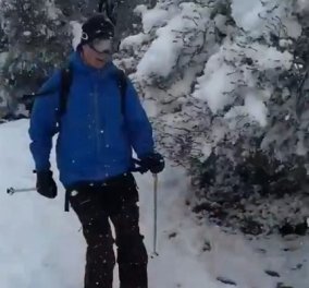 Ο πρέσβης της Νορβηγίας κάνει σκι στην Φιλοθέη, ο Φινλανδός βγήκε με μαγιό στις ξαπλώστρες - Όλοι ενθουσιασμένοι με το χιόνι (φωτό & βίντεο)