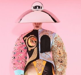 Ο haute couture «Ταυρομάχος» του Schiaparelli: Περίτεχνα κεντήματα, απίθανα χρώματα, χρυσό, ασήμι - μια εξτραβαγκάντ κολεξιόν (φωτό & βίντεο)