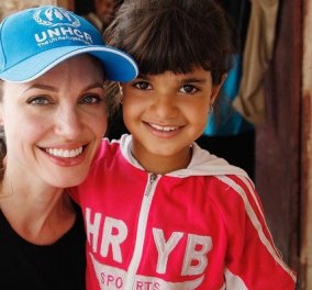 Αντζελίνα Τζολί: Αποχωρεί από τον ρόλο της πρέσβειρας της Ύπατης Αρμοστείας του ΟΗΕ για τους Πρόσφυγες (φωτό)