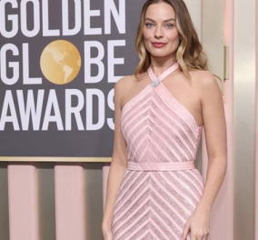 Margot Robbie: Σαν πριγκίπισσα στις Χρυσές Σφαίρες 2023 - το πανέμορφο ροζ φόρεμα το μακιγιάζ και τα κοσμήματα (φωτό - βίντεο)