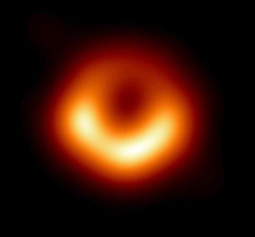 Για πρώτη φορά! Η τεράστια μαύρη τρύπα σε πλήρη ανάλυση - Εικόνες & βίντεο