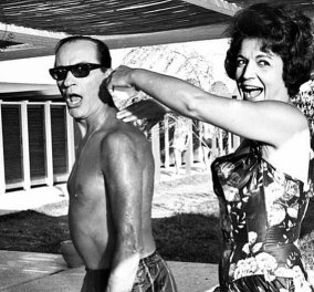 Vintage pic: Όταν η Ρένα Βλαχοπούλου & ο Ντίνος Ηλιόπουλος φόρεσαν τα μαγιό τους σε παραλία της Θεσσαλονίκης - Σε ποια ταινία έπαιξαν;