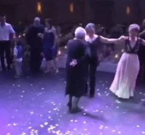 Γιαγιά 96 ετών χορεύει κρητικό χορό σαν έφηβη και γίνεται viral - Απολαύστε την! (βίντεο)