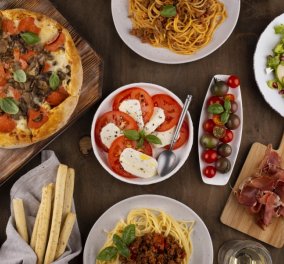 Όλα τα μυστικά της ανυπέρβλητης ιταλικής κουζίνας σε ένα post: Πως φτιάχνουν την πραγματική cacciatore - την ζύμη για την πίτσα, τις μπρουσκέτες - artisti Italiani (βίντεο) - Κυρίως Φωτογραφία - Gallery - Video