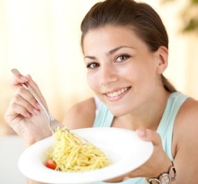 Εύκολα & χρήσιμα tips για να απολαμβάνετε το βραδινό σας γεύμα χωρίς να παχαίνετε