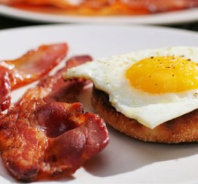 Τα τηγανητά αυγά, πατάτες και μπέικον ειδικότερα αυξάνουν τον κίνδυνο άνοιας! Νέα μελέτη τα κρίνει επικίνδυνα - Διαβάστε την  - Κυρίως Φωτογραφία - Gallery - Video