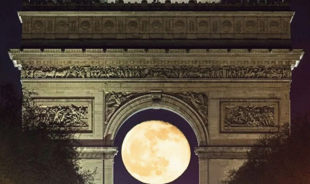 Φωτό ημέρας η πανσέληνος στην Αψίδα του Θριάμβου - η μαγευτική εικόνα που χρειάστηκε μήνες προετοιμασίας @stefano.zanarello #eirinika