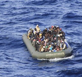 O ''Tιτανικός'' στη Λαμπεντούζα: 900 μετανάστες νεκροί από το σαπιοκάραβο - Οι δουλέμποροι τους κλείδωσαν στ' αμπάρια! - Κυρίως Φωτογραφία - Gallery - Video
