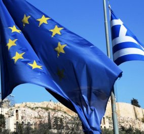5.6 δισ ευρώ τράβηξαν οι Έλληνες από τους τραπεζικούς λογαριασμούς τον Απρίλιο - Κυρίως Φωτογραφία - Gallery - Video
