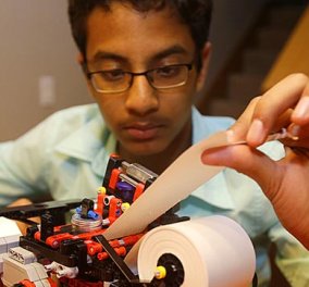 Story of the day: 13χρονος ο νεότερος επιχειρηματίας στον κόσμο - Έφτιαξε εκτυπωτές για τυφλούς χρησιμοποιώντας Lego! (φωτό)