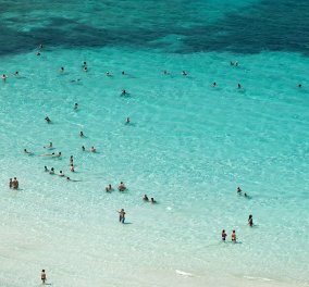Μπάλος: Γιατί η παραδεισένια παραλία έχει ροζ άμμο που θυμίζει Καραϊβική & διαφάνεια που ταράζει τις αισθήσεις;