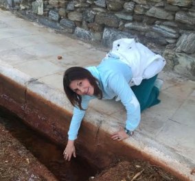 Summer@ eirinika: Στην Κύθνο η Bασίλισσα Αμαλία έκανε μπάνιο για να πιάσει παιδί - Καυτό ιαματικό νερό στους 52 °C  
