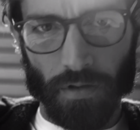 Βίντεο: O Giorgio Armani «σπάει» το φράγμα της αίσθησης της όρασης για να παρουσιάσει τα γυαλιά του! - Κυρίως Φωτογραφία - Gallery - Video