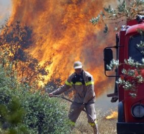 Έκτακτο: Πυρκαγιά στο Πέραμα - Στο σημείο επιχειρούν 10 οχήματα με 30 πυροσβέστες - Κυρίως Φωτογραφία - Gallery - Video