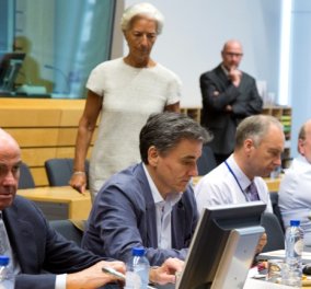 Reuters: «Το Eurogroup ζητά περισσότερα μέτρα – Τηλεφώνημα Τσακαλώτου σε Τσίπρα»
