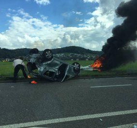 Ατύχημα στην Ελβετία: Αεροσκάφος συνετρίβη πάνω σ' αυτοκίνητο