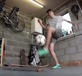 Φανταστικό βίντεο με ένα αγόρι να κάνει τρελά κόλπα με την μπάλα στο γκαράζ του   