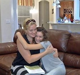 My God! Τιμωρήσαν 14χρονη επειδή έκανε μια αγκαλιά σε συμμαθητή της που είχε μια δύσκολη μέρα