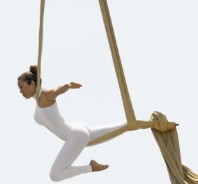 Aerial Dance : Η νέα γυμναστική με χορό στον αέρα που κατακτά τον «πλανήτη» women, ανεβάζει την αδρεναλίνη,  «χτίζει» το σώμα & την αυτοπεποίθηση - Τολμάς να γυμναστείς στον αέρα;