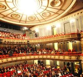 Το Εθνικό Θέατρο υπέρ του έργου του Σάββα Ξηρού-«Το θέατρο σαν τέχνη δεν έρχεται να ξαναδικάσει»  - Κυρίως Φωτογραφία - Gallery - Video