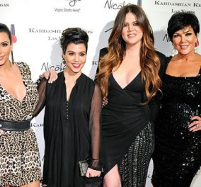 Παρά αφράτεψε η momager των Kardashians Kris Jenner: Δείτε τις φωτό με μπικίνι & πολλά παραπανίσια κιλά - Κυρίως Φωτογραφία - Gallery - Video