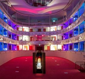 Η μαγεία επέστρεψε στο παλαιότερο θέατρο της Φλωρεντίας: Μόδα & φώτα φαντασμαγορικά ύστερα από 20 χρόνια σιωπής  - Κυρίως Φωτογραφία - Gallery - Video