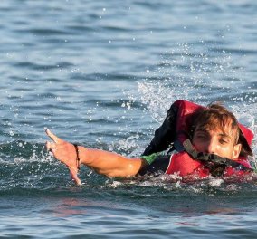 Νεκροί επτά πρόσφυγες σε ναυάγιο στην Κω - Ένα βρέφος και ένα παιδί μεταξύ των θυμάτων - Κυρίως Φωτογραφία - Gallery - Video