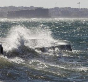 Απαγόρευση απόπλου από Πειραιά, Ραφήνα και Λαύριο: Οι άνεμοι φτάνουν τα 9 μποφόρ