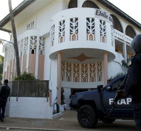 Επίθεση ενόπλων σε τουριστικό θέρετρο στην Ακτή Ελεφαντοστού - Στους 20 οι νεκροί  - Κυρίως Φωτογραφία - Gallery - Video