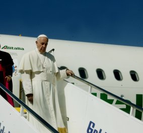 Γιατί η ΕΡΤ δεν μετέδωσε το πρώτο μήνυμα του Πάπα από το αεροδρόμιο της Λέσβου - Κυρίως Φωτογραφία - Gallery - Video