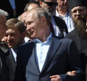 Η κρυφή "μάχη του θρόνου" μεταξύ του Βλ. Πούτιν και του Πρ. Παυλόπουλου: Πώς το εθιμοτυπικό οδήγησε σε "παρεξήγηση" 
