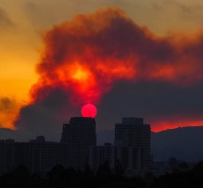 Μεγάλη πυρκαγιά κατακαίει πόλη στην Καλιφόρνια: 5000 άτομα εκκένωσαν τα σπίτια τους (φωτό) 