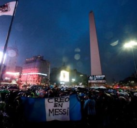 Οι Αργεντίνοι διαδήλωσαν στους δρόμους με ένα απλό αίτημα: "Μέσσι, μην εγκαταλείπεις την Εθνική" - Κυρίως Φωτογραφία - Gallery - Video