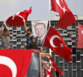 Liberation: Το σενάριο μιας βίαιης κρίσης στην Τουρκία - Στα τάρταρα η λίρα 