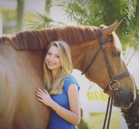  Η όμορφη 18χρονη κόρη του ιδρυτή της Apple, Steve Jobs, κατακτά τον κόσμο της ιππασίας! 