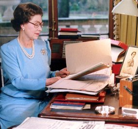 Οι 134 αξέχαστες εμφανίσεις της Βασίλισσας Ελισάβετ - Μεγάλη έκθεση με την γκαρνταρόμπα 90 ετών