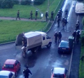 Συναγερμός σε αστυνομικό τμήμα στη Μόσχα με πυροβολισμούς: Ένας αστυνομικός και δύο δράστες νεκροί  