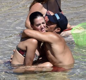 Ο Orlando Bloom τόσο ερωτευμένος με την Katy Perry που ξαναβγήκε από τα ρούχα του & την θώπευε δημόσια